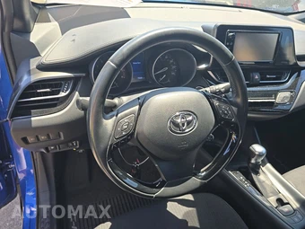 2018 Toyota C-HR XLE Premium - miniatura 10