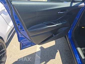 2018 Toyota C-HR XLE Premium - miniatura 9