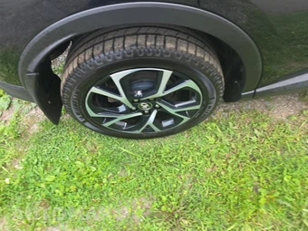2018 Toyota C-HR XLE Premium - miniatura 10