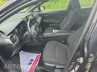 2018 Toyota C-HR XLE Premium - miniatura 13