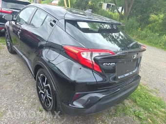 2018 Toyota C-HR XLE Premium - miniatura 6