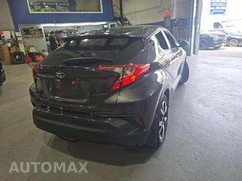 2018 Toyota C-HR XLE Premium – miniatura 3