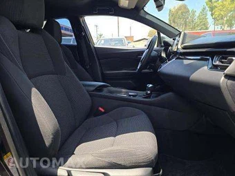 2018 Toyota C-HR XLE Premium - miniatura 18
