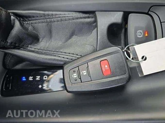 2018 Toyota C-HR XLE Premium - miniatura 8