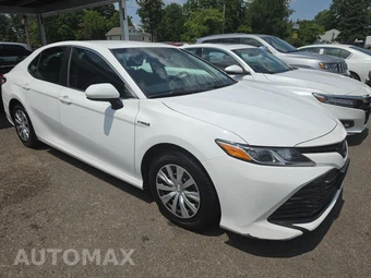 2018 Toyota Camry Hybrid LE - miniatura 3