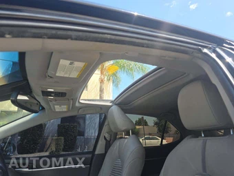 2018 Toyota Camry Hybrid SE - miniatura 11