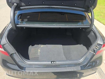 2018 Toyota Camry Hybrid SE - miniatura 14