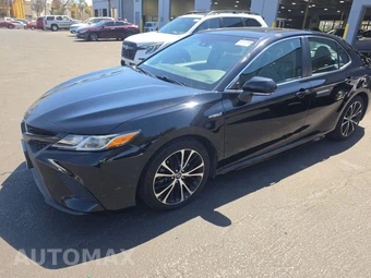 2018 Toyota Camry Hybrid SE