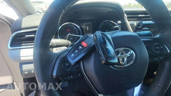 2018 Toyota Camry Hybrid SE - miniatura 22