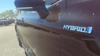 2018 Toyota Camry Hybrid SE - miniatura 24