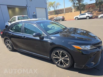 2018 Toyota Camry Hybrid SE - miniatura 3