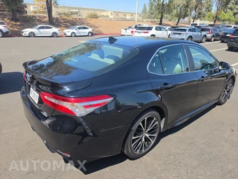 2018 Toyota Camry Hybrid SE - miniatura 4