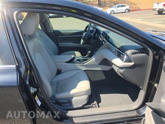 2018 Toyota Camry Hybrid SE - miniatura 8