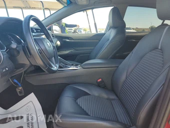 2018 Toyota Camry Hybrid SE - miniatura 7