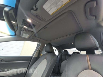 2018 Toyota Camry Hybrid XLE - miniatura 11