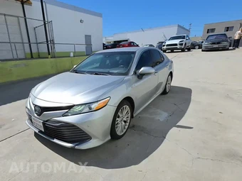 2018 Toyota Camry Hybrid XLE