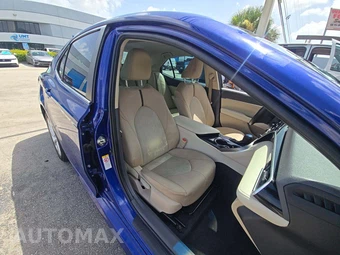 2018 Toyota Camry LE - miniatura 15
