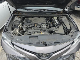 2018 Toyota Camry LE - miniatura 15