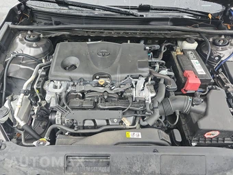 2018 Toyota Camry LE - miniatura 15