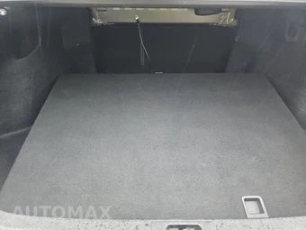 2018 Toyota Camry LE - miniatura 16