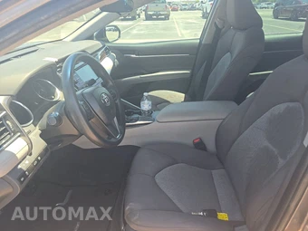 2018 Toyota Camry LE - miniatura 7
