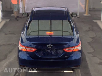 2018 Toyota Camry LE - miniatura 5