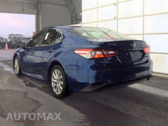 2018 Toyota Camry LE - miniatura 6