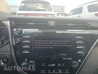 2018 Toyota Camry LE - miniatura 11