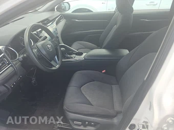 2018 Toyota Camry LE - miniatura 7