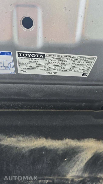 2018 Toyota Camry LE - miniatura 23