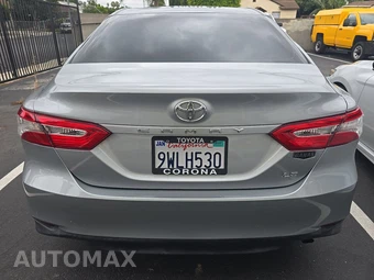 2018 Toyota Camry LE - miniatura 5
