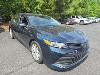 2018 Toyota Camry LE - miniatura 4