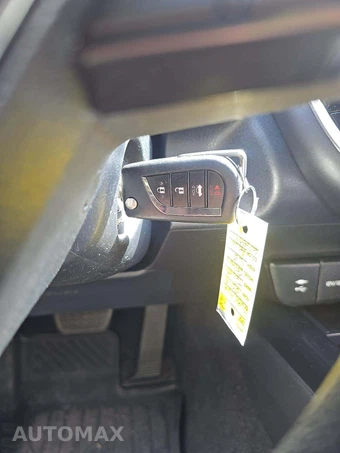 2018 Toyota Camry LE - miniatura 8