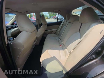 2018 Toyota Camry LE - miniatura 13