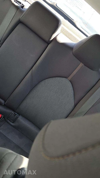 2018 Toyota Camry LE – miniatura 33