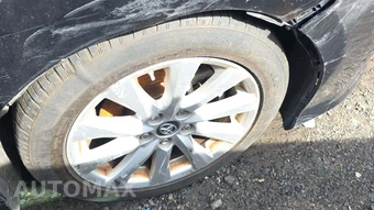 2018 Toyota Camry LE – miniatura 19