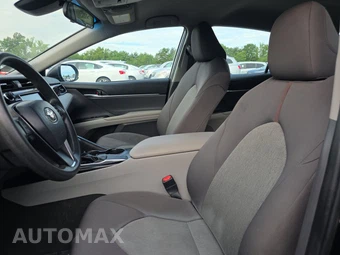 2018 Toyota Camry LE - miniatura 7