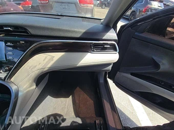2018 Toyota Camry LE - miniatura 19