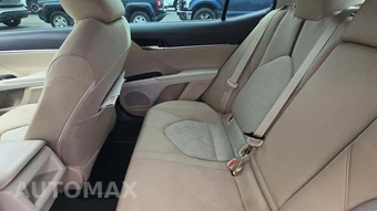 2018 Toyota Camry LE - miniatura 29
