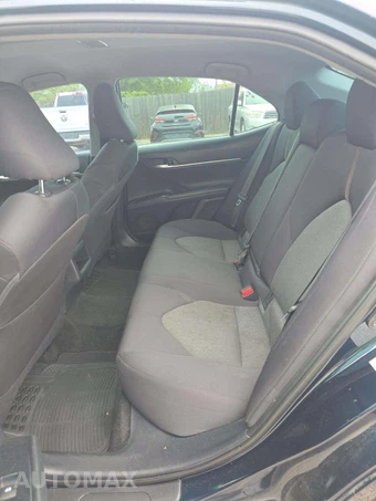 2018 Toyota Camry LE - miniatura 10