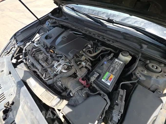 2018 Toyota Camry LE - miniatura 32
