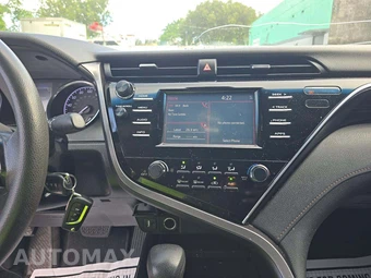 2018 Toyota Camry LE - miniatura 7