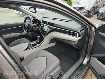2018 Toyota Camry LE - miniatura 15