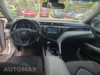2018 Toyota Camry LE - miniatura 14