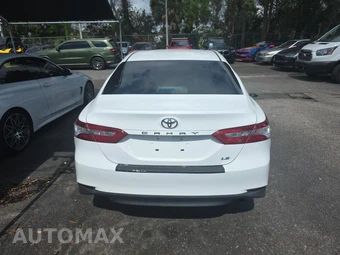 2018 Toyota Camry LE - miniatura 5