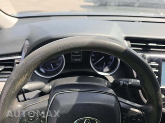 2018 Toyota Camry LE - miniatura 21