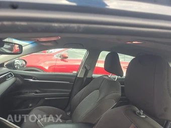2018 Toyota Camry LE - miniatura 14