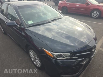 2018 Toyota Camry LE - miniatura 3