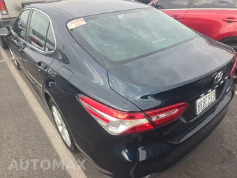 2018 Toyota Camry LE - miniatura 6