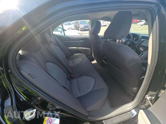 2018 Toyota Camry LE - miniatura 13
